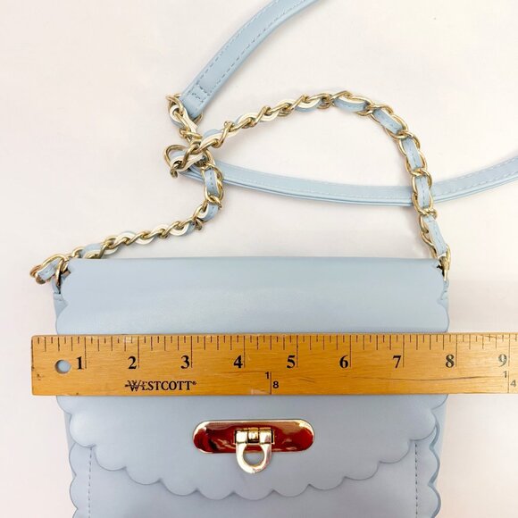 ASOS light blue scalloped edge crossbody purse - Picture 4 of 6